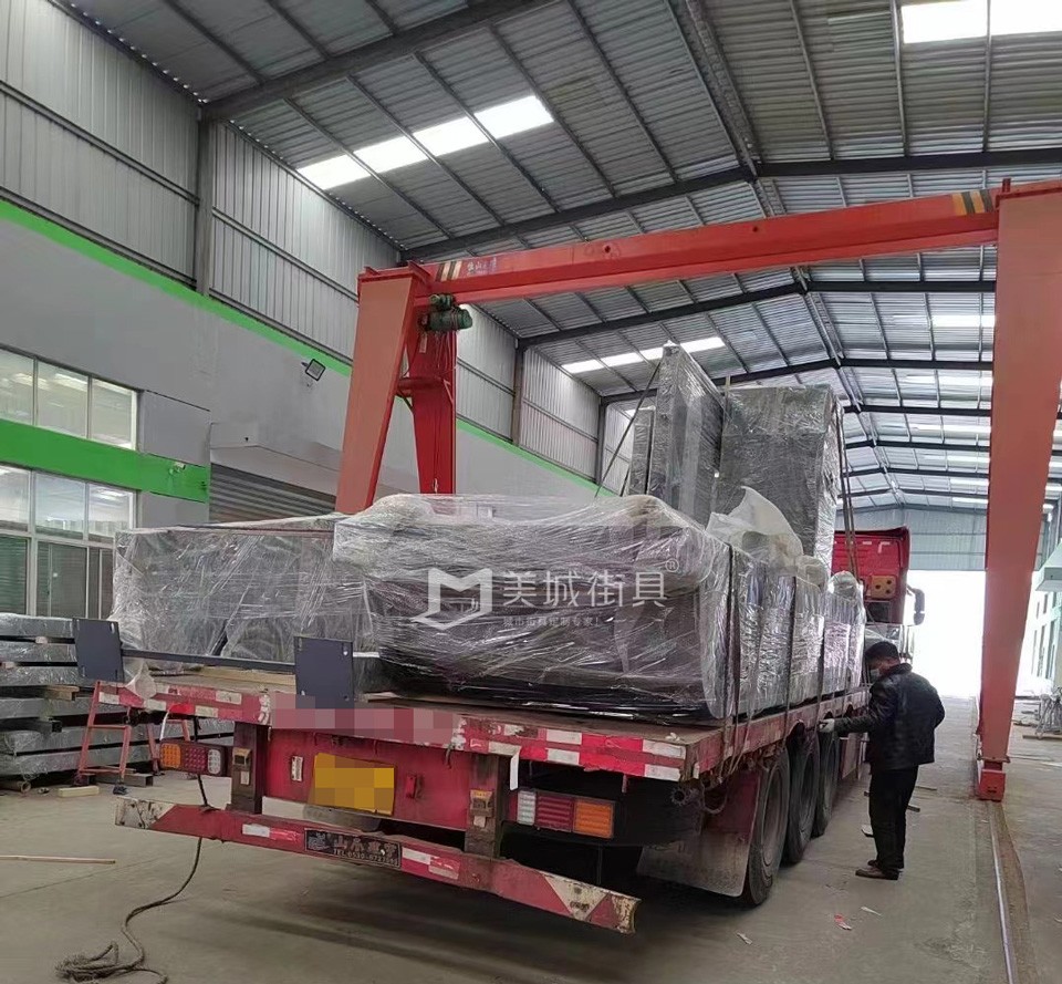 2023.2.24美城街具供應候車亭發(fā)貨記錄